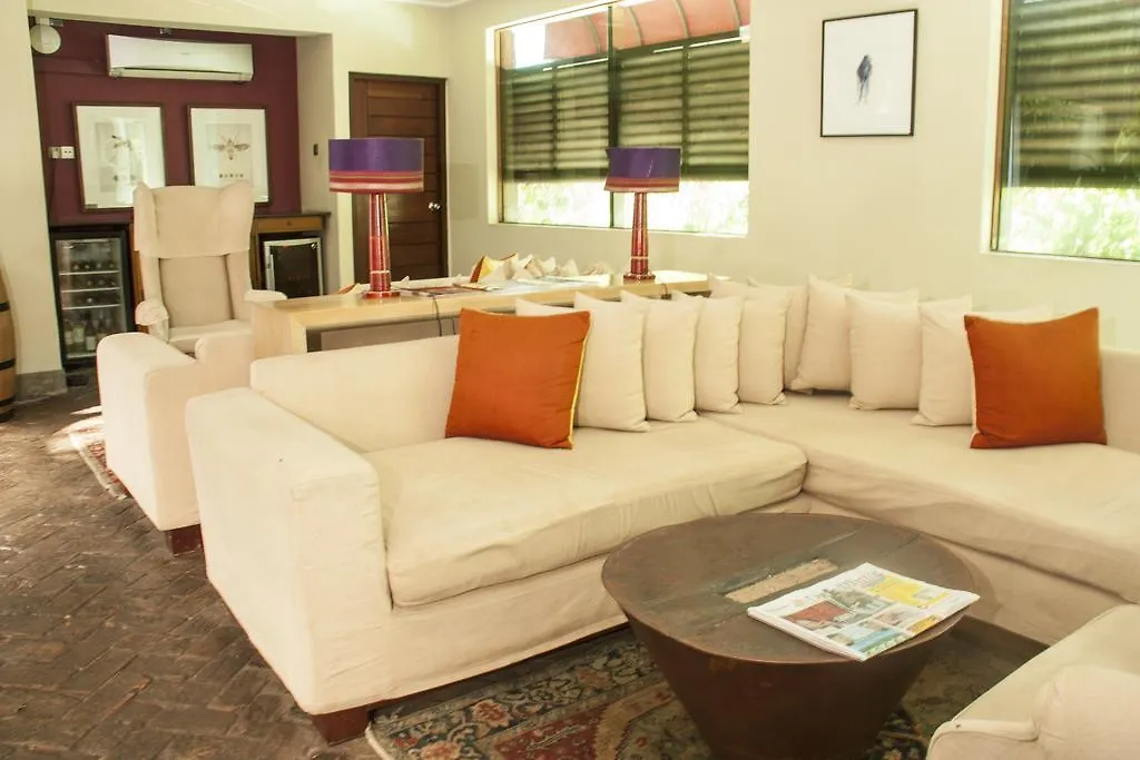 Colombo Court Hotel&Spa - Level 1 Certified Hotel